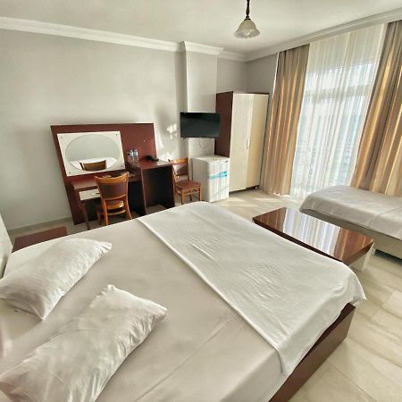 Deniz Hotel Kumburgaz Бююкчекмедже Екстер'єр фото