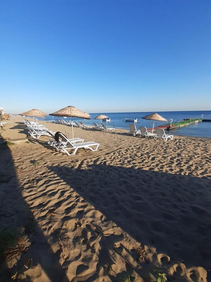 Deniz Hotel Kumburgaz Бююкчекмедже Екстер'єр фото