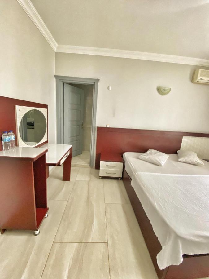 Deniz Hotel Kumburgaz Бююкчекмедже Екстер'єр фото