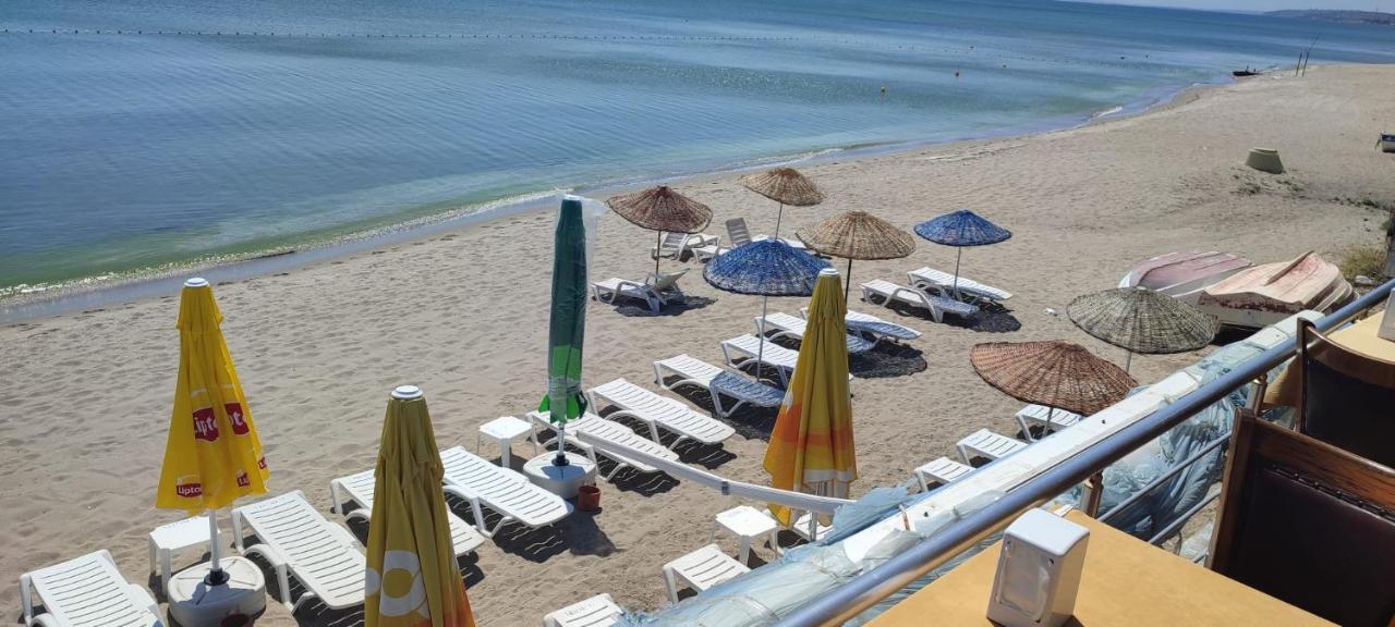 Deniz Hotel Kumburgaz Бююкчекмедже Екстер'єр фото
