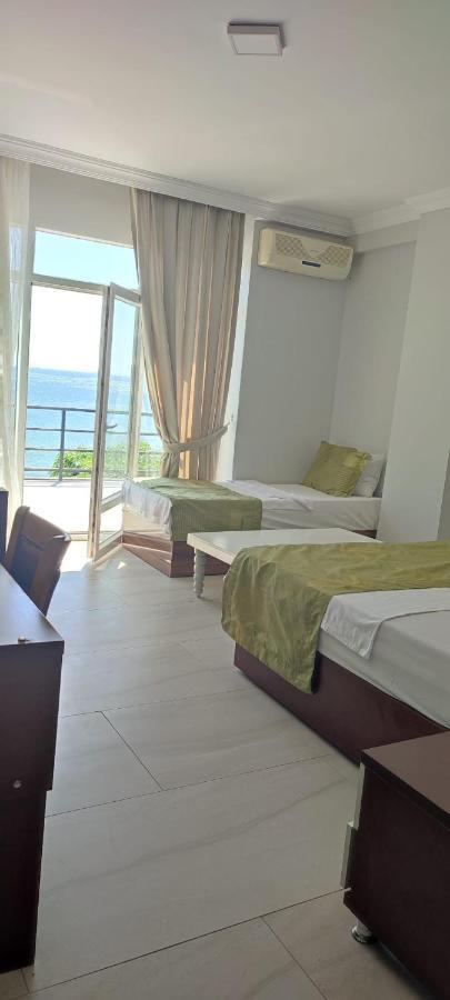 Deniz Hotel Kumburgaz Бююкчекмедже Екстер'єр фото