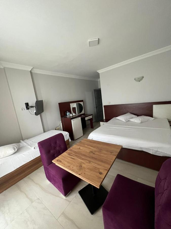 Deniz Hotel Kumburgaz Бююкчекмедже Екстер'єр фото