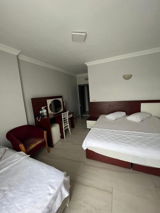 Deniz Hotel Kumburgaz Бююкчекмедже Екстер'єр фото
